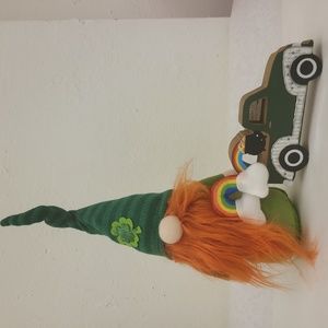 St. Patrick's Day Gnome and Truck sign